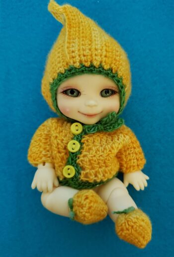 Nappy Choo Crocheted Layette - Image 2