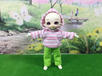 PukiPuki Sweatshirt and Jeans - Image 2