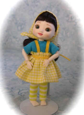 1:12 BJD Pinafore and Scarf - Image 3