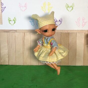 1:12 BJD Pinafore and Scarf - Image 6