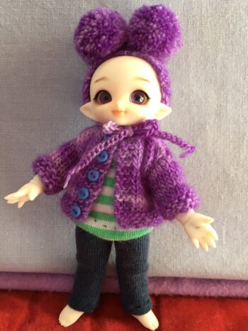 1:12 BJD Pom-pom Hat and Sweater - Image 4