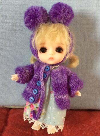 1:12 BJD Pom-pom Hat and Sweater - Image 7
