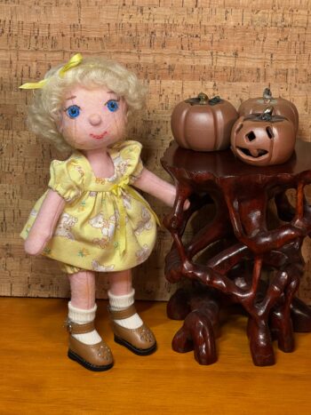 20cm Dolly