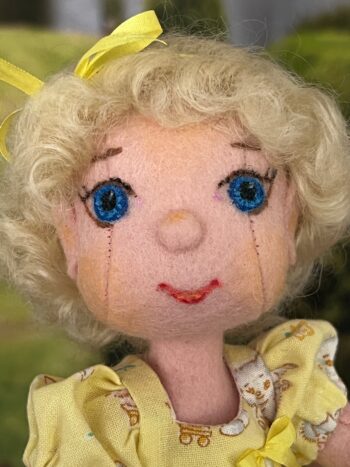 20cm Dolly - Image 2