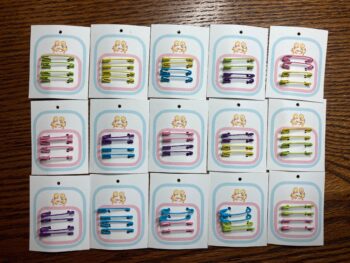 Miniature Diaper Pins 1:8 - Image 4