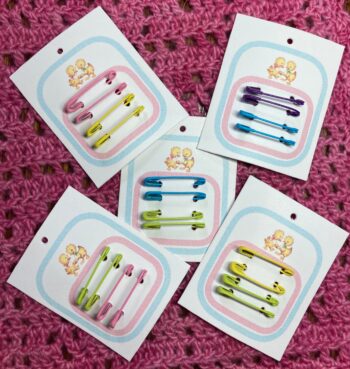 Miniature Diaper Pins 1:8 - Image 3