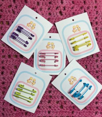 Miniature Diaper Pins 1:8 - Image 5