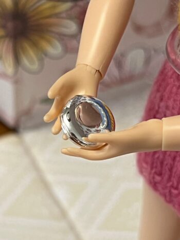 Fashion Doll Makeup Compact - Image 7