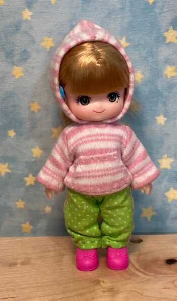 PukiPuki Sweatshirt and Jeans - Image 11